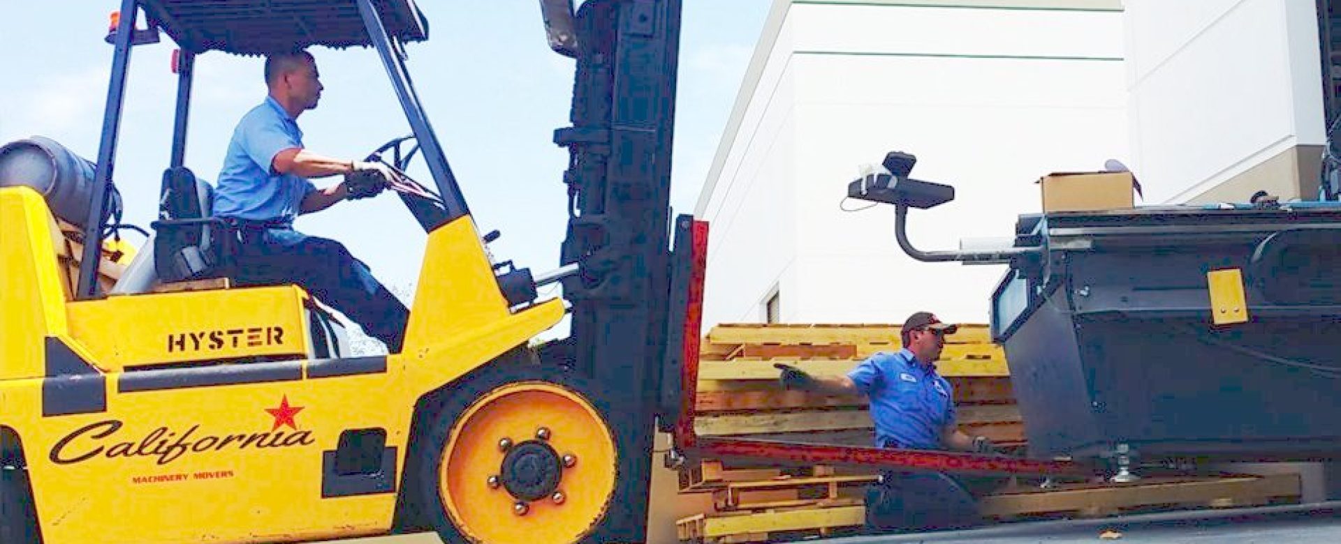 choose ca machinery movers